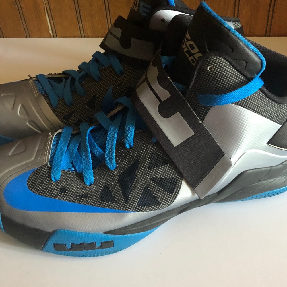 Nike Zoom Soldier VI Lebron James Size 12